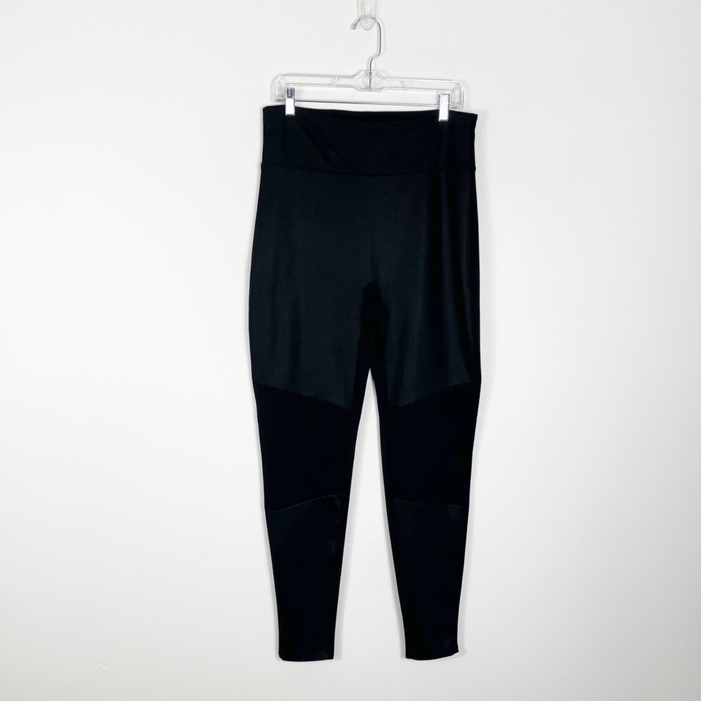 Assets Red Hot Label By Spanx Moto Leggings | Firm $$ - Picture 2 of 10